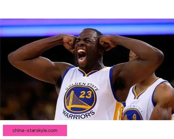 勇士大胜灰熊 8人得分上双展现团队实力 勇士大胜灰熊 8人得分上双展现团队实力